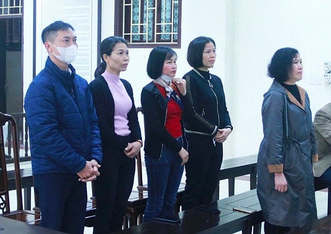 Tự nhập thuốc bán, cựu giám đốc bệnh viện lĩnh án 2 năm tù. (Ảnh: báo Tiền phong)