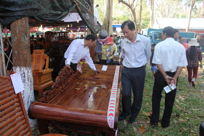 Hội chợ còn mang nhiều mặt hàng phong phú để quảng bá thương hiệu