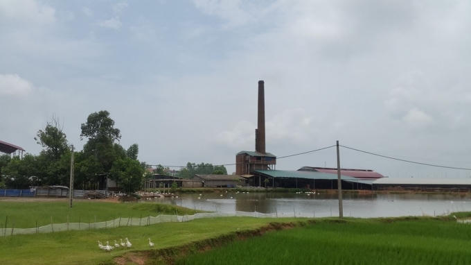 Một số lò gạch khác vẫn đang hoạt đồng bình thường