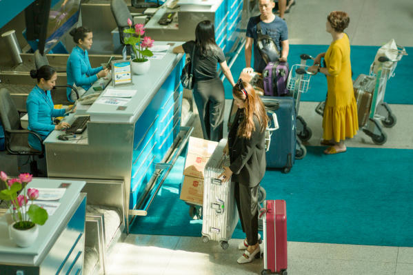 Chăm chỉ làm việc và luôn giữ được thần thái cũng như “độ nóng” trong showbiz, Phạm Hương đang chứng tỏ sức hút của mình chưa bao giờ “giảm nhiệt” với việc có nhiều dự án liên tục được cập nhật.