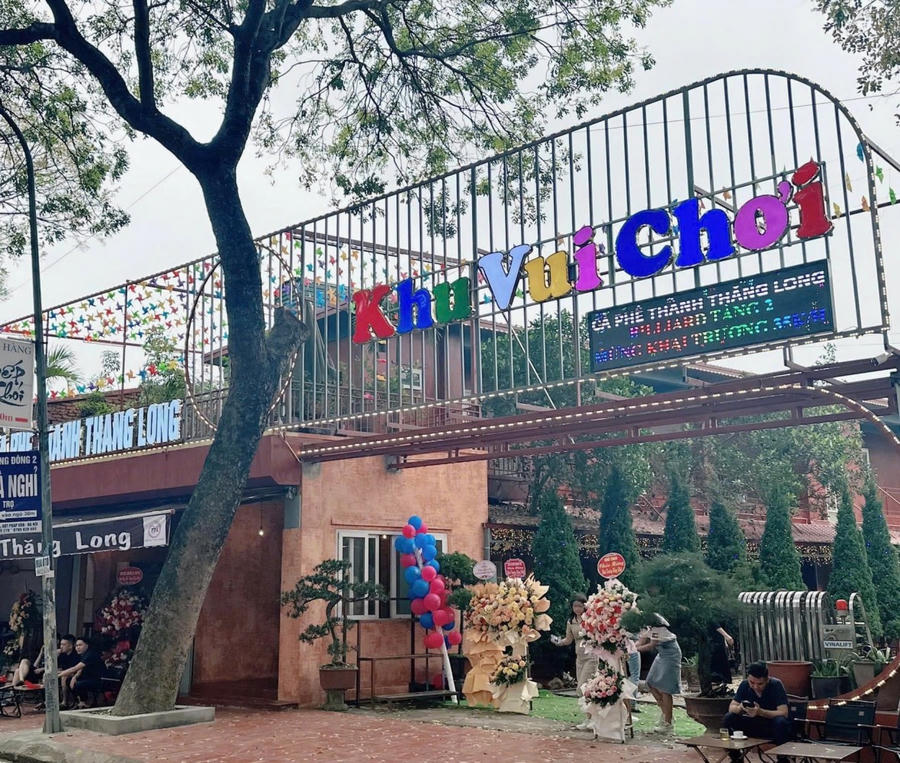 Cà Phê Thành Thăng Long nằm trong chuỗi cơ sở thuộc thương hiệu Nhất Long.