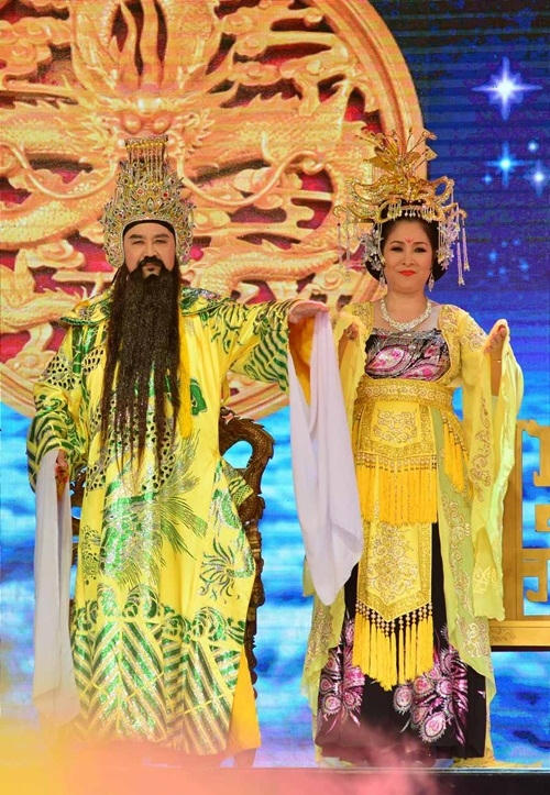 Nghệ sĩ Bảo Quốc và Hồng Vân đã gắn bó với vai Ngọc Hoàng - Thiên Hậu hơn 20 năm.