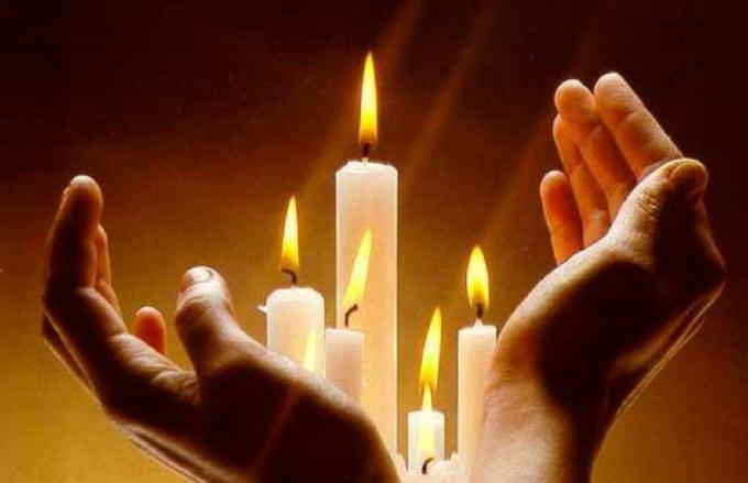 Ở chốn pháp đình đôi lúc những người dự khán khẽ mỉm cười vì những thứ gọi là tình người chốn công đường vẫn còn đâu đó (Ảnh: Minh họa).