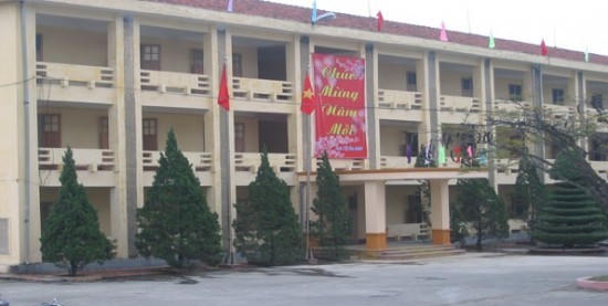 Công ty cổ phần cơ điện Uông Bí - Vinacomin bị xử phạt về thuế.