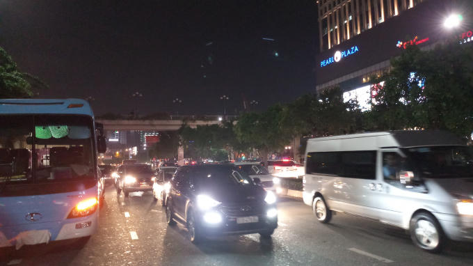 Kẹt xe do ảnh hưởng của vụ tai nạn.