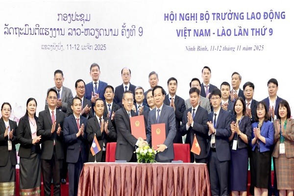 Ký kết Bản ghi nhớ về hợp tác trong lĩnh vực lao động và người có công giữa hai Bộ và Biên bản Hội nghị Bộ trưởng Lao động Việt Nam - Lào lần thứ 9.