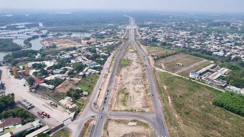 Một đoạn cao tốc Bến Lức - Long Thành.