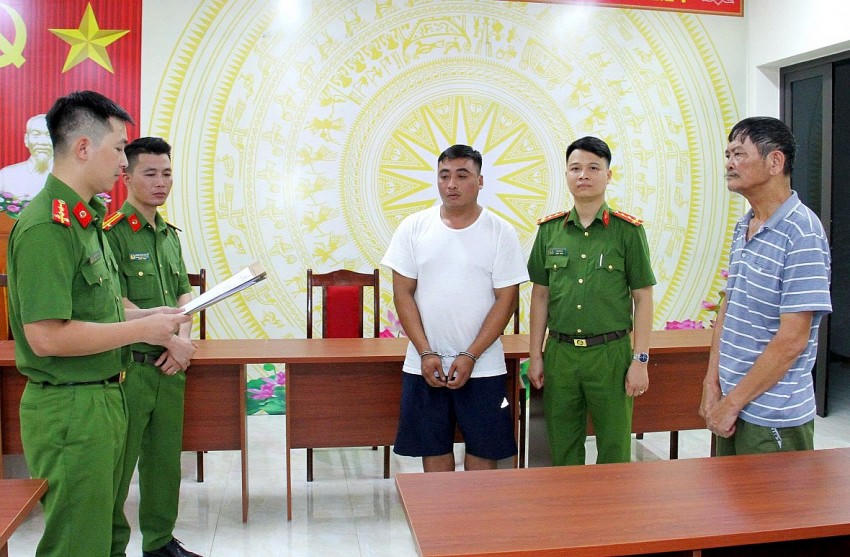 Đối tượng Quàng Xuân Hùng tại Cơ quan cảnh sát điều tra, Công an tỉnh Lào Cai. (Ảnh: Quỳnh Trang).