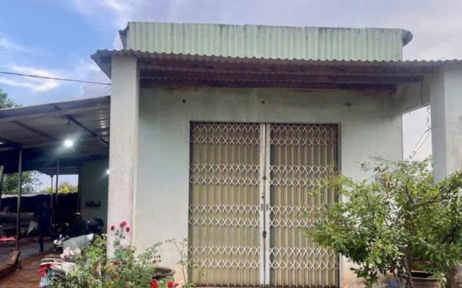 Ngôi nhà phát hiện thi thể 3 mẹ con. Ảnh: T.H