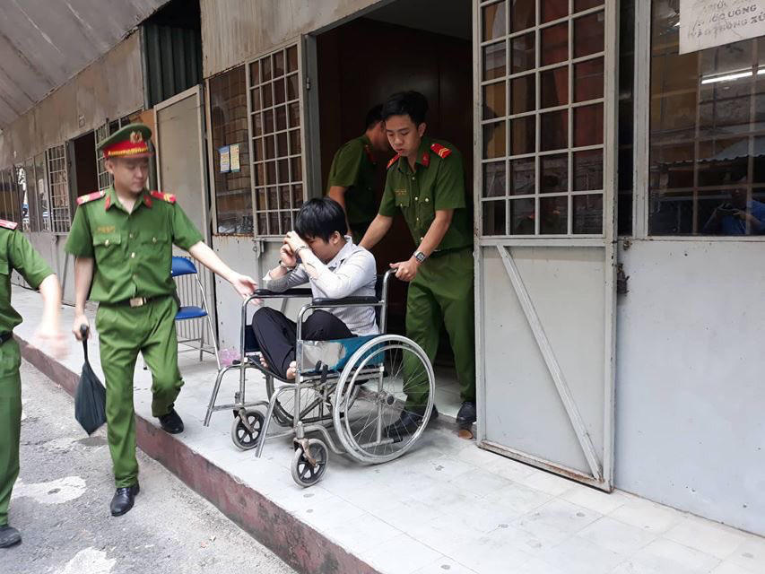 TP HCM: Tên trộm lén lút trả tài sản khủng cho nạn nhân - Ảnh 1.