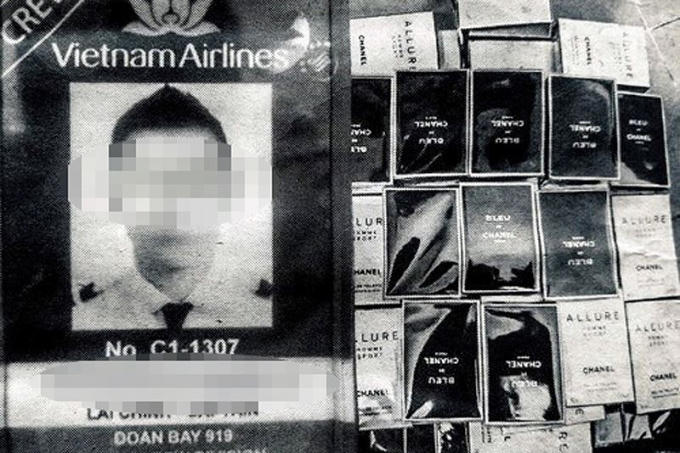 Cơ trưởng Vietnam Airline bị bắt cùng tang vật buôn lậu.