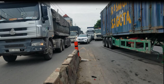 Kjet xe trên quốc lộ 22.