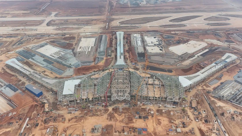 Chính phủ chỉ đạo đẩy nhanh tiến độ, phấn đấu cơ bản hoàn thành sân bay Long Thành trong năm 2025.