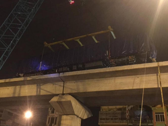 Cận cảnh khớp nối t&agrave;u đường sắt C&aacute;t Linh - H&agrave; Đ&ocirc;ng