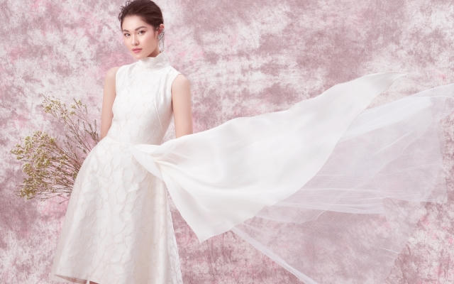 Nhan sắc ngày càng ngọt ngào của Á hậu Thuỳ Dung ở tuổi 23