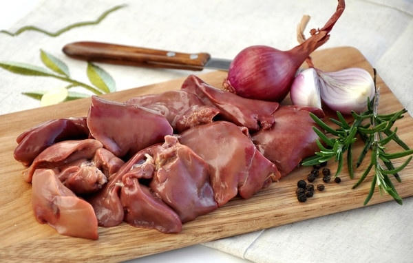 Những thực phẩm khiến trẻ dậy thì sớm