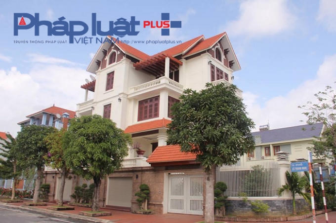 Cận cảnh những t&ograve;a l&acirc;u đ&agrave;i khủng của đại gia đất mỏ