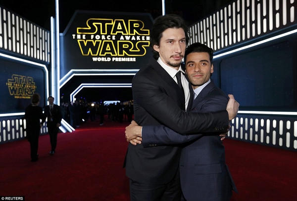 Hai nam diễn viên AdamDriver và Oscar Isaac sẽ tham gia với hai vai diễn là Kylo Ren và Poe Dameron. Ảnh: Dailymail