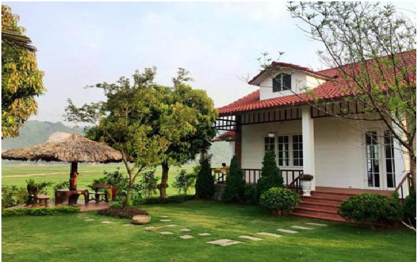 Biệt thự ngoại ô có lợi thế về diện tích nhưng lại không thuận tiện di chuyển và thiếu tiện íchxung quanh (ảnh minh họa).