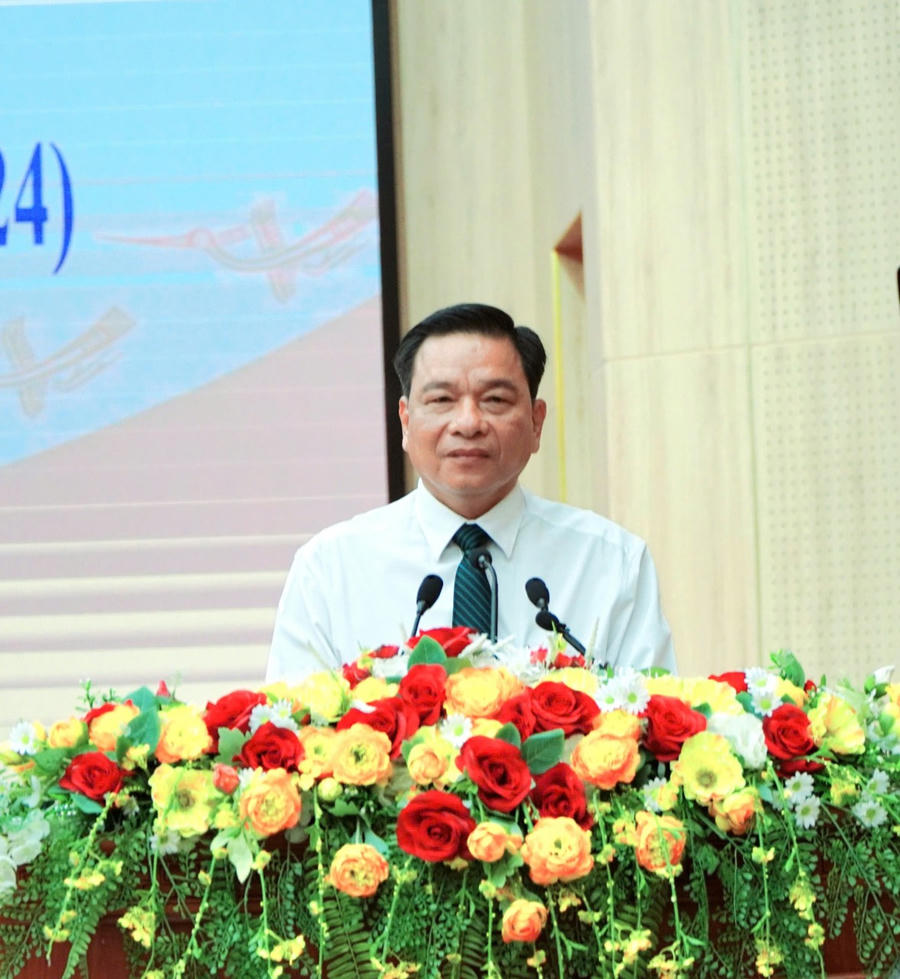 Ông Phùng Quốc Bình - Giám đốc Sở Tài nguyên và Môi trường tỉnh Kiên Giang phát biểu.