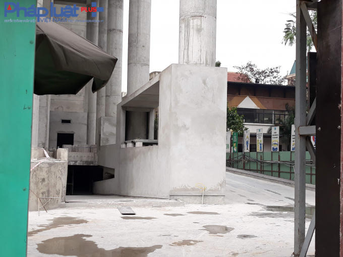 Ảnh chụp từ cổng dự án.