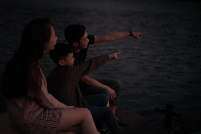 Từ ngày công khai tình cảm trước truyền thông, Quốc Cường tích cực chia sẻ hình ảnh hạnh phúc của vợ chồng anh.