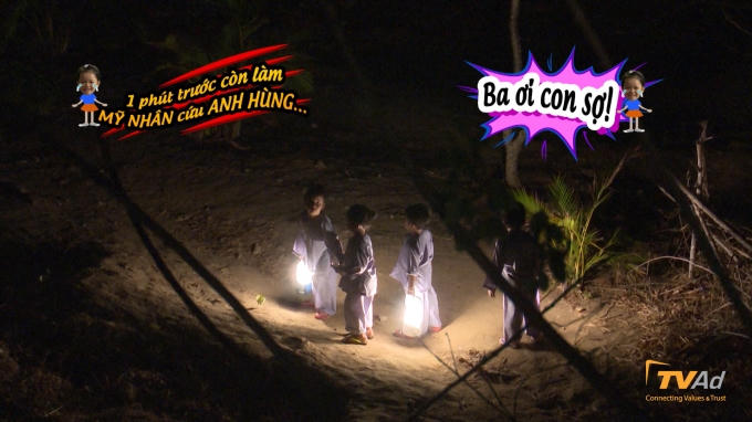 Nhưng chỉ được vài bước chân, đến lượt Bell khóc thét lên vì sợ hãi.