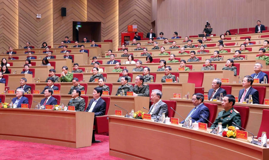 Lãnh đạo Đảng, Nhà nước và đại biểu tham dự Lễ ký kết.