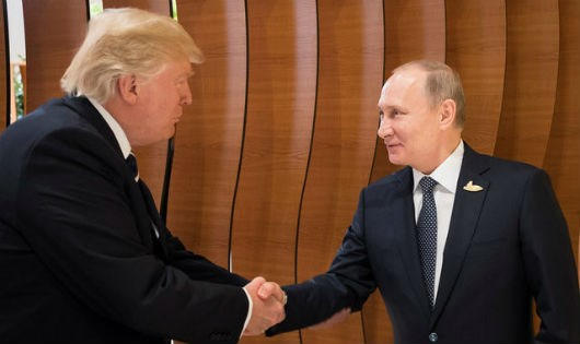 Tổng thống Mỹ Donald Trump và Tổng thống Nga Vladimir Putin. (Ảnh: Reuters)