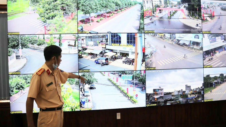 Trung tâm Giám sát giao thông, an ninh Công an tỉnh Bình Phước.