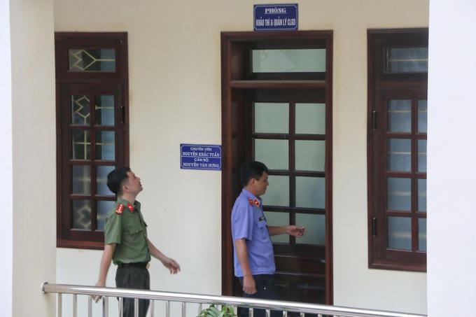 Anh335.
