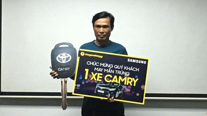 Vị khách hàng may mắn khi sở hữu xe hơi xịn với chưa đầy 3 triệu đồng.