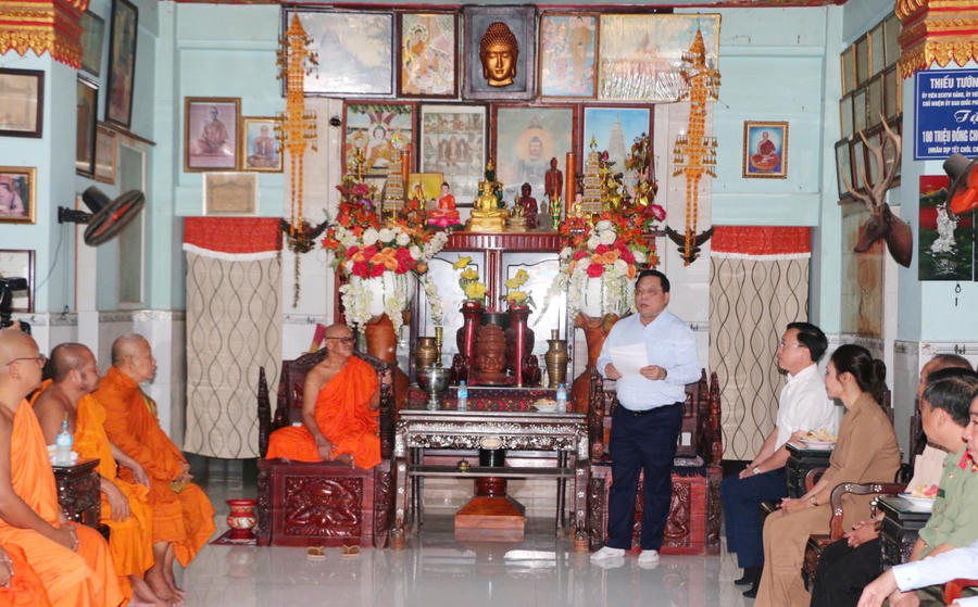 Ông Nguyễn Hải Trung - Thứ trưởng Bộ Dân tộc và Tôn giáo, mong muốn Hội Đoàn kết sư sãi yêu nước tỉnh Bạc Liêu, tiếp tục phát huy tinh thần đoàn kết, ra sức cùng Đảng và chính quyền các cấp thực hiện tốt các phong trào cách mạng do địa phương phát động.