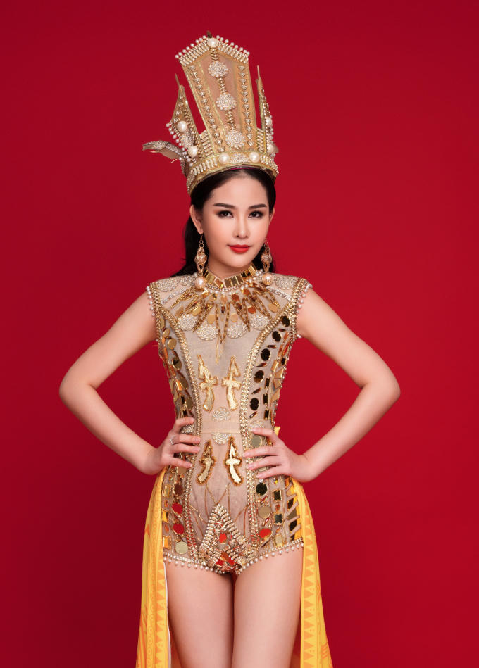 Ngân Anh mang hình tượng mẹ Âu Cơ đến Miss Intercotinental 2018