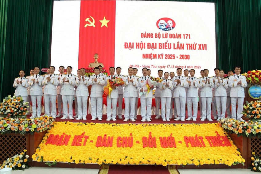 Các Đại biểu tham dự Đại hội.