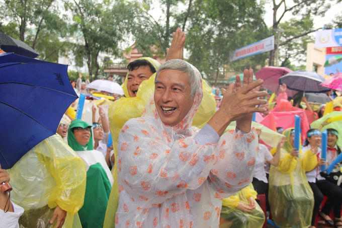 Nhiều người bật khóc vì quá vui sướng trước chiến thắng của Nhật Minh.