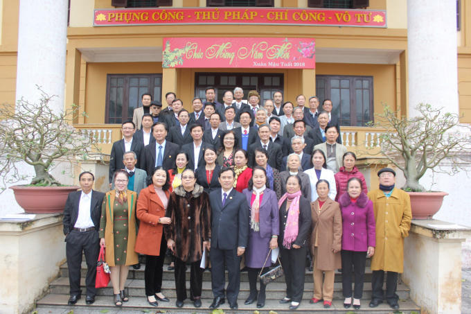 Buổi gặp mặt hết sức ý nghĩa mang đậm nét nhân văn “Uống nước nhớ nguồn” của cán bộ công chức TAND hai cấp