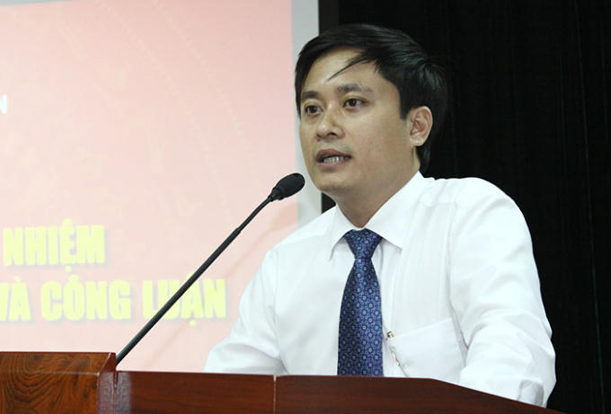 Nhà báo Lê Trần Nguyên Huy – Tổng Biên tập Báo Nhà báo & Công luận phát biểu nhận nhiệm vụ.