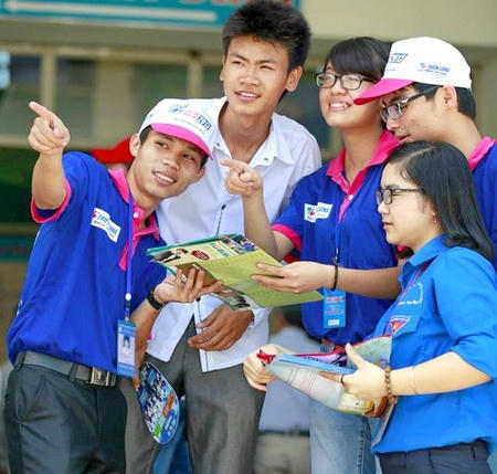 Sinh viên và phụ huynh sẽ phải đau đầu với bài toán "học phí"?