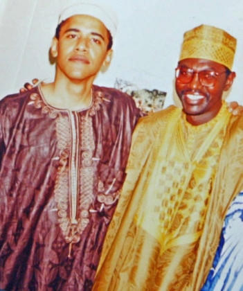 Hai anh em nhà Obama. (Ảnh: AP)