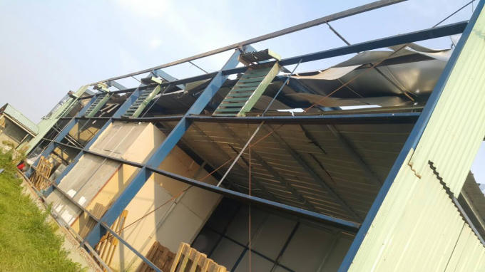 Công trình nhà xưởng của bà Trần Thị Thanh Hà được dựng lên sau khi kí hợp đồng thuê đất với bà Nguyễn Thị Kim Dung.