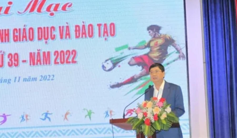 Ông Phạm Đăng Khoa - Giám đốc Sở GD&ĐT Đắk Lắk phát biểu khai mạc hội thao.