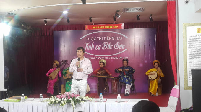 Ông Hoàng Hải - Giám đốc sản xuất, Chủ tịch HĐQT Tập đoàn An Nông công bố thể lệ cuộc thi "Tình ca Bắc Sơn 2017".