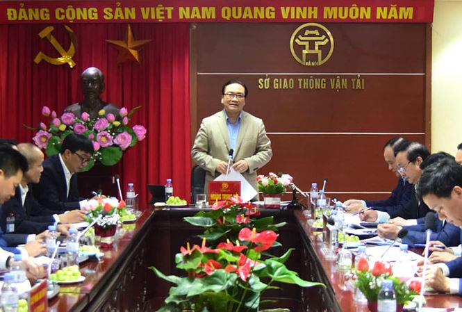 Bí thư Thành ủy Hà Nội Hoàng Trung Hải phát biểu tại buổi làm việc