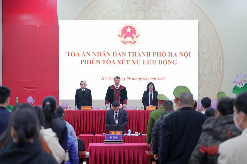 Hội đồng xét xử TAND TP Hà Nội.