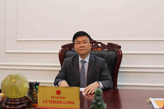 Bộ trưởng Lê Thành Long.