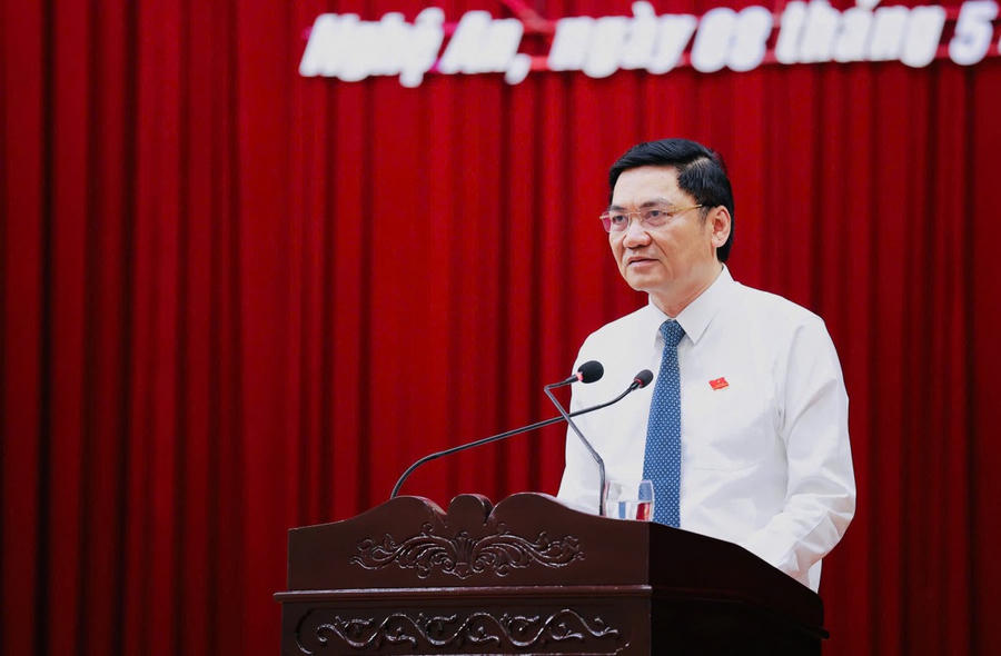 Phó Bí thư Thường trực Tỉnh ủy, Chủ tịch HĐND tỉnh Nghệ An Hoàng Nghĩa Hiếu phát biểu bế mạc Kỳ họp.