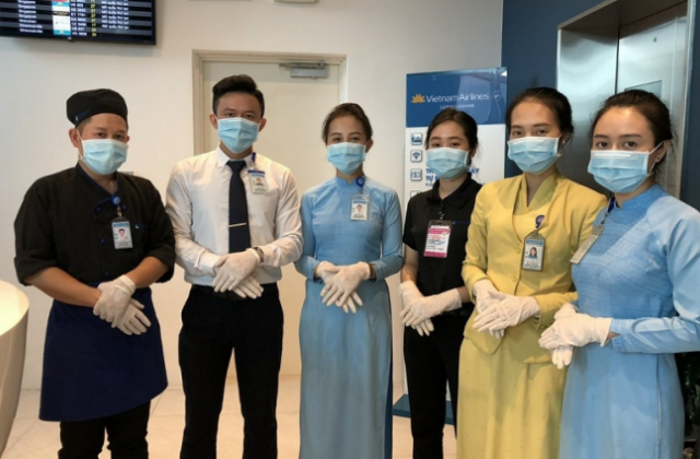 Hãng hàng không quốc gia thay đổi tiêu chuẩn dịch vụ để phòng ngừa dịch nCoV