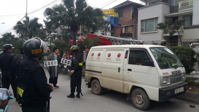 C&oacute; rất động CSCĐ c&oacute; mặt ở hiện trường.