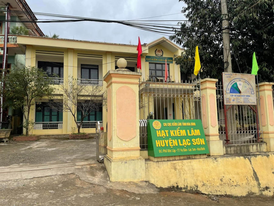 Trụ sở Hạt kiểm lâm huyện Lạc Sơn.